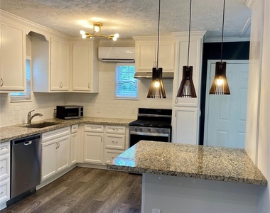 3427 Hadley Street - Photo Thumbnail 13