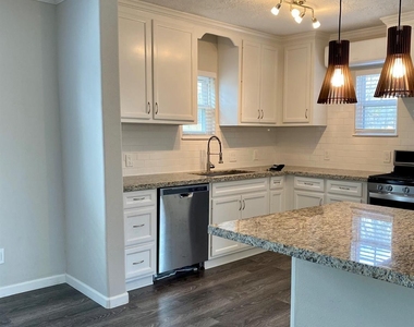 3427 Hadley Street - Photo Thumbnail 14