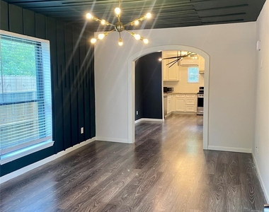 3427 Hadley Street - Photo Thumbnail 4