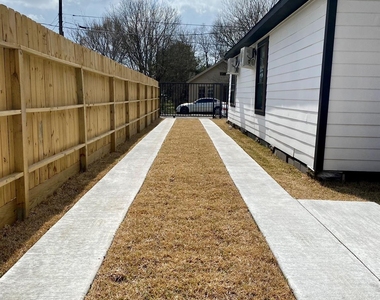 3427 Hadley Street - Photo Thumbnail 28