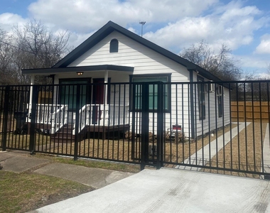 3427 Hadley Street - Photo Thumbnail 1