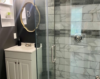 3427 Hadley Street - Photo Thumbnail 11