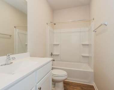 15648 Plum Brook Drive - Photo Thumbnail 13