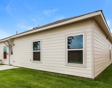 15648 Plum Brook Drive - Photo Thumbnail 14