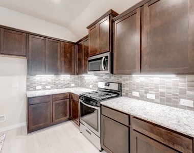 2414 Brich Manor Drive - Photo Thumbnail 11
