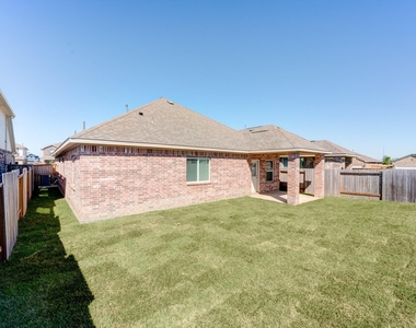 2414 Brich Manor Drive - Photo Thumbnail 34