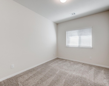 2414 Brich Manor Drive - Photo Thumbnail 30