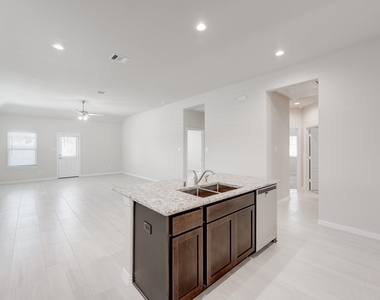 2414 Brich Manor Drive - Photo Thumbnail 10