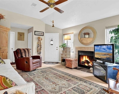 4114 Meadowgold Lane - Photo Thumbnail 3