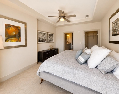 1400 Mckinney Street - Photo Thumbnail 10