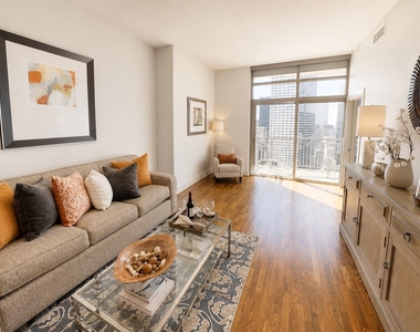 1400 Mckinney Street - Photo Thumbnail 1