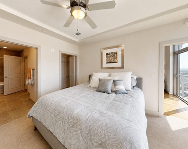 1400 Mckinney Street - Photo Thumbnail 9