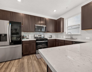 27571 Bello Bend Lane - Photo Thumbnail 21