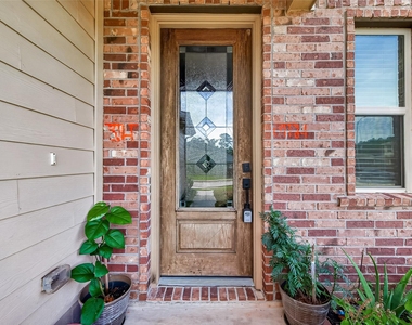 27571 Bello Bend Lane - Photo Thumbnail 7