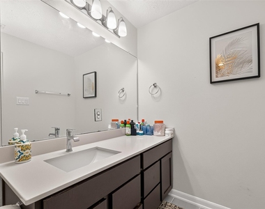 27571 Bello Bend Lane - Photo Thumbnail 37