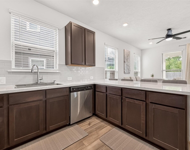 27571 Bello Bend Lane - Photo Thumbnail 20