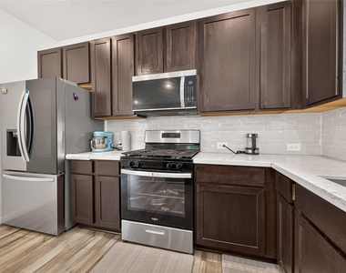 27571 Bello Bend Lane - Photo Thumbnail 17