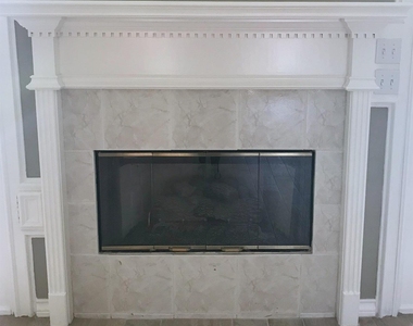 11514 Aspenway Drive - Photo Thumbnail 3