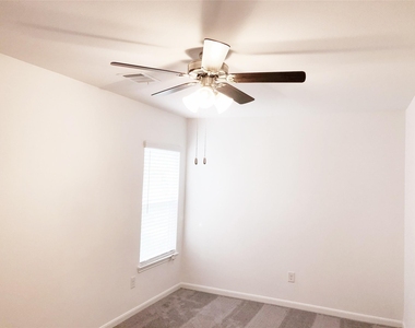491 Mesquite - Photo Thumbnail 8