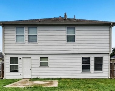 8002 Ginger Park Drive - Photo Thumbnail 17