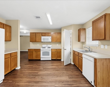 8002 Ginger Park Drive - Photo Thumbnail 1