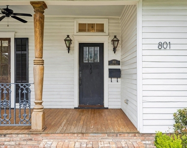 801 Walton Street - Photo Thumbnail 3