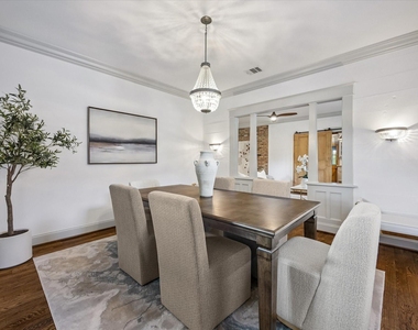 801 Walton Street - Photo Thumbnail 13