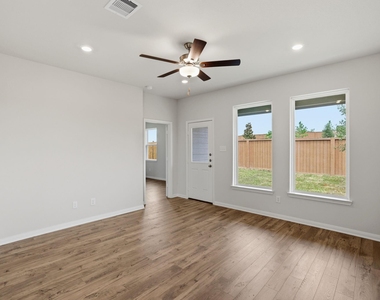 21623 Lotus Elm Street - Photo Thumbnail 9