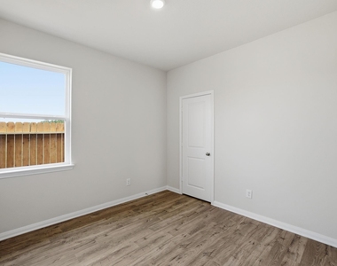 21623 Lotus Elm Street - Photo Thumbnail 13