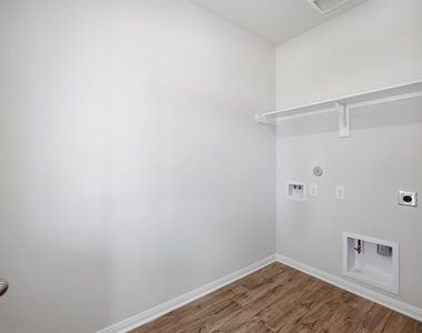 21623 Lotus Elm Street - Photo Thumbnail 18