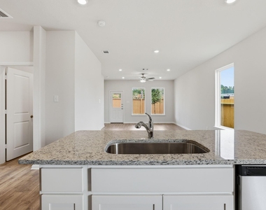 21623 Lotus Elm Street - Photo Thumbnail 7