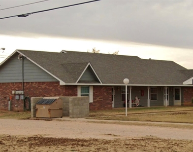 1205 Ne Mustang Drive - Photo Thumbnail 4