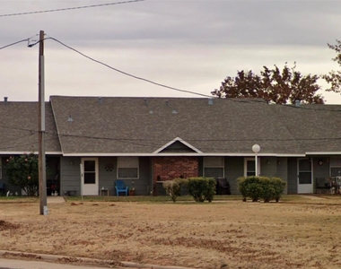 1205 Ne Mustang Drive - Photo Thumbnail 1