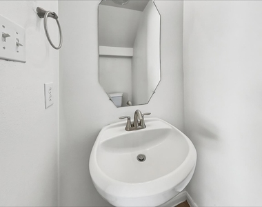 8339 Loetsch Ridge Way - Photo Thumbnail 11