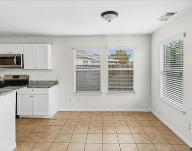 8339 Loetsch Ridge Way - Photo Thumbnail 3