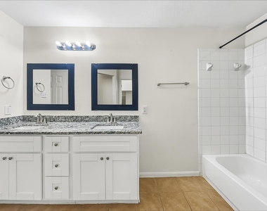 8339 Loetsch Ridge Way - Photo Thumbnail 9