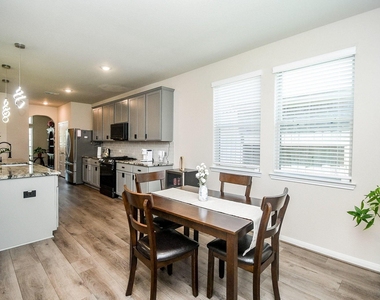 21024 Bracer Street - Photo Thumbnail 14