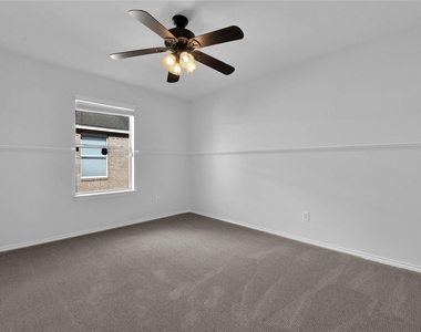 12927 Cascadia Knoll Court - Photo Thumbnail 27