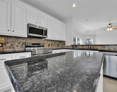 12927 Cascadia Knoll Court - Photo Thumbnail 18