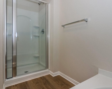 7646 Tipton Meadow Way - Photo Thumbnail 12