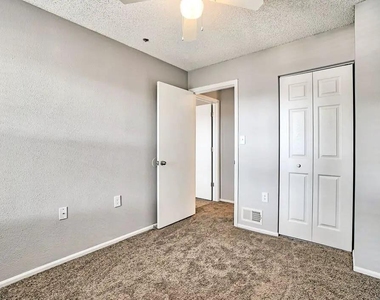 3001 Fountainhead Cir - Photo Thumbnail 14