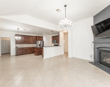 25951 Ravenside Drive - Photo Thumbnail 13