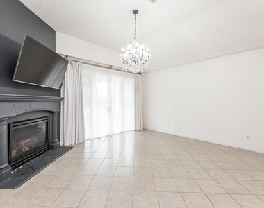 25951 Ravenside Drive - Photo Thumbnail 10