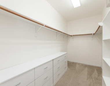 25951 Ravenside Drive - Photo Thumbnail 25
