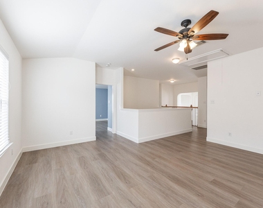 25951 Ravenside Drive - Photo Thumbnail 30