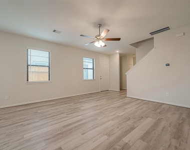 27838 Western Creek Court - Photo Thumbnail 9
