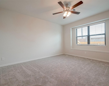 27838 Western Creek Court - Photo Thumbnail 30