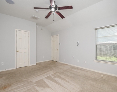 21134 Normand Meadows Lane - Photo Thumbnail 35