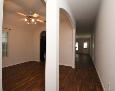 21134 Normand Meadows Lane - Photo Thumbnail 7