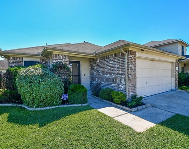 21134 Normand Meadows Lane - Photo Thumbnail 1